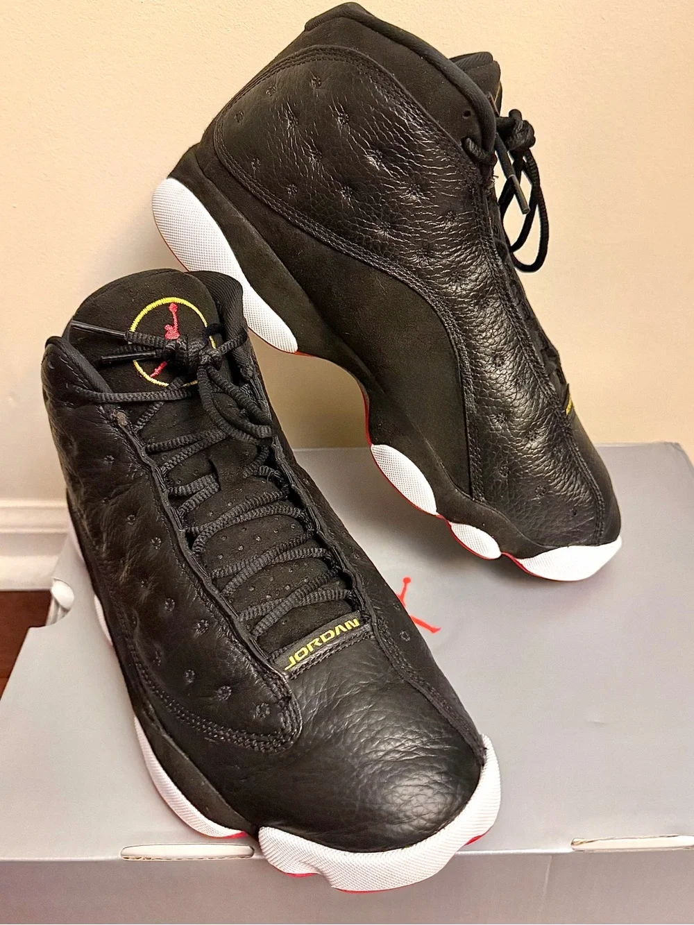 Air Jordan 13 Retro Playoffs 2023 Men’s 9.5 Black/Red OG Box